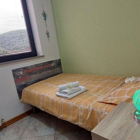 Apartma Mimi Dekani Buitenkant foto
