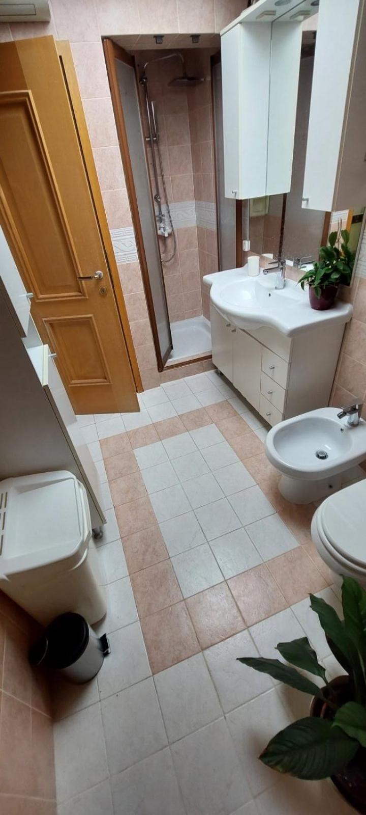 Apartma Mimi Dekani Buitenkant foto