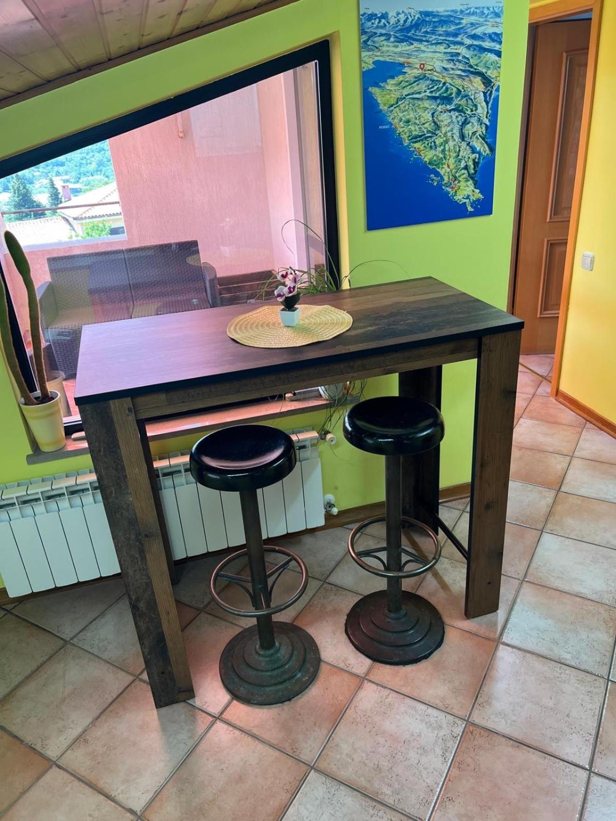 Apartma Mimi Dekani Buitenkant foto