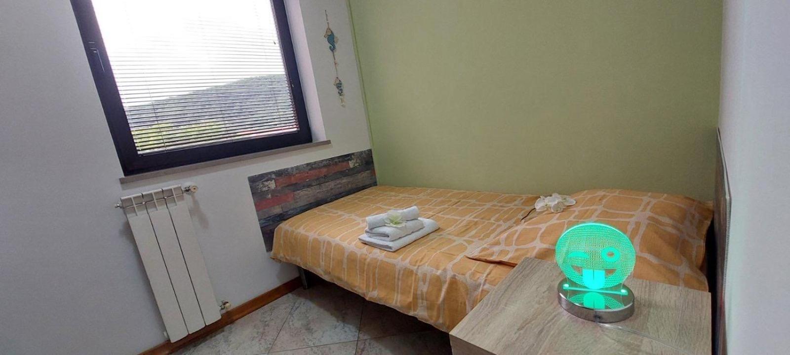 Apartma Mimi Dekani Buitenkant foto